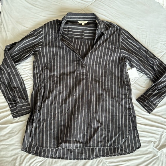Max Studio Black With White Stripes Button Down Quarter Shirt - Picture 1 of 12